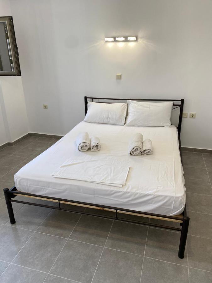 Central Areopolis Rooms Esterno foto