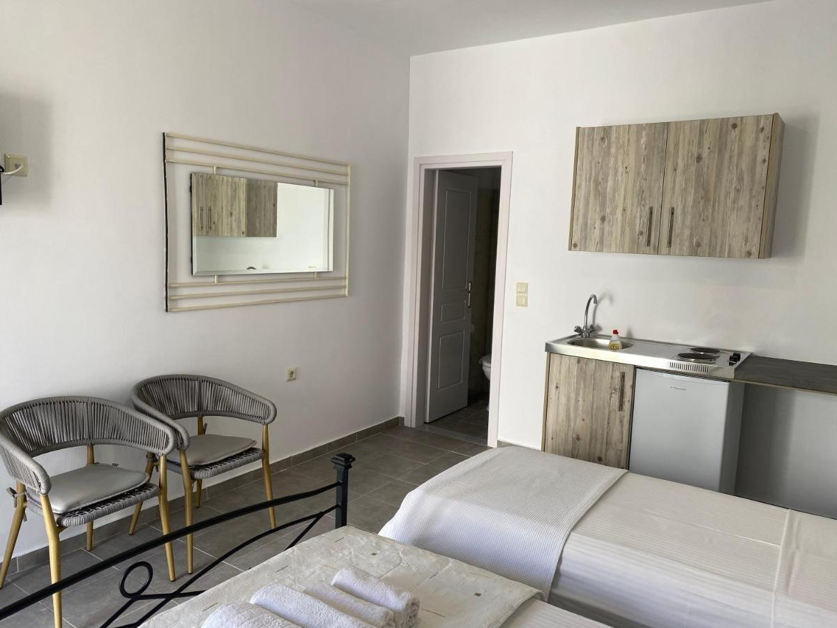 Central Areopolis Rooms Esterno foto